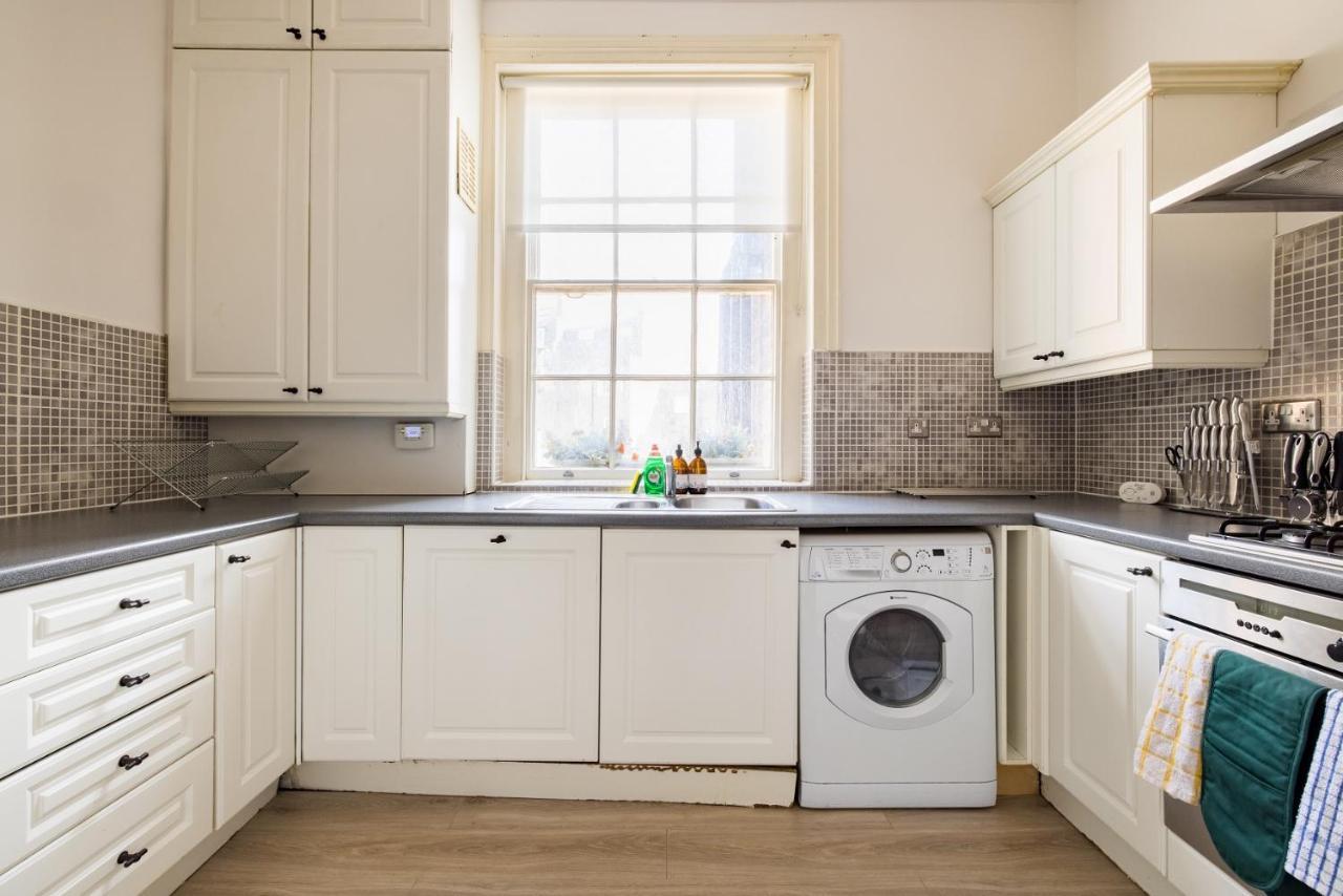 The Sussex Garden Retreat - Elegant 2Bdr Flat Lejlighed London Eksteriør billede